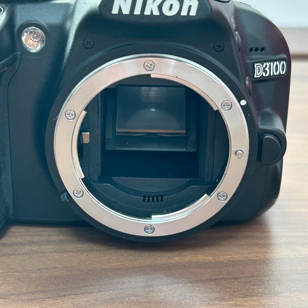 Nikon D3100 一眼レフ 18-55mm レンズ バッテリー SD