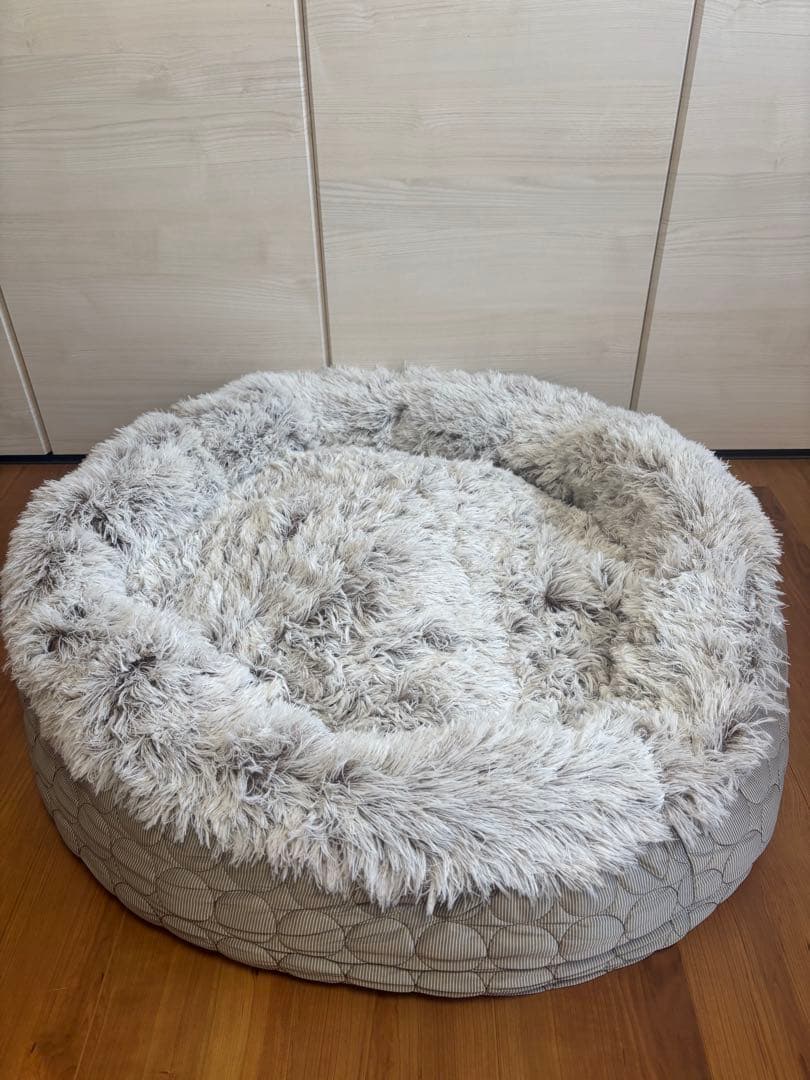 ハギースリープ　HuggySleep 犬用ベッド 円形 ブラウン