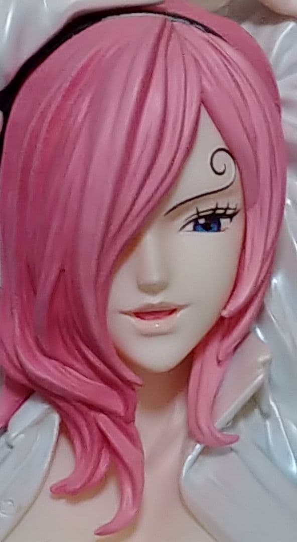 ワンピース ヴィンスモークレイジュ ガレージキット NEIJUAN STUDIO