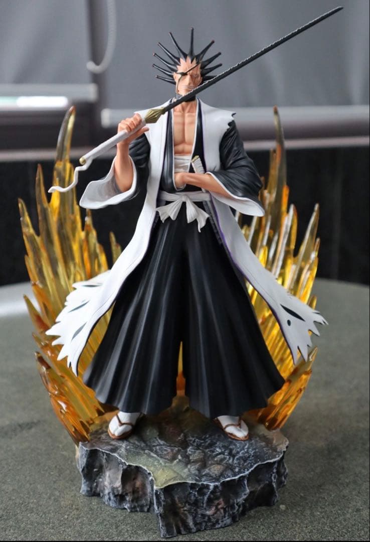 BLEACH 更木剣八 ガレージキット ガレキ スタチュー①⑨