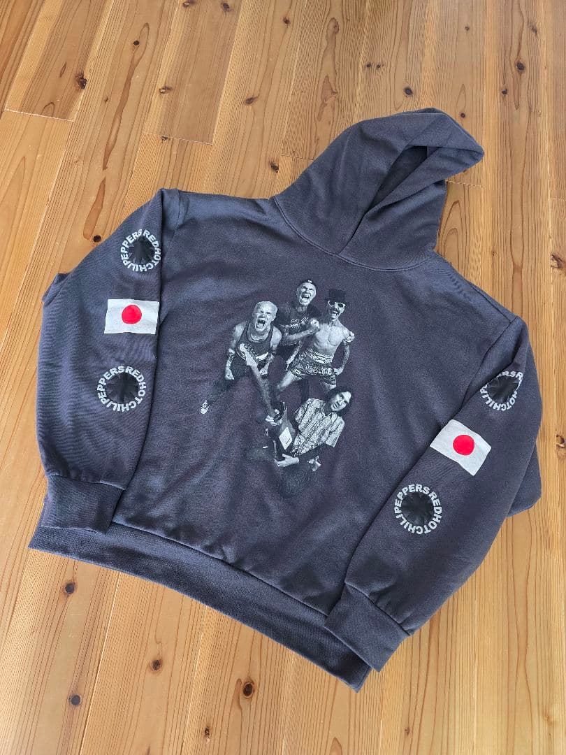 2024東京限定 新品 RED HOT CHILI PEPPERS パーカーXL