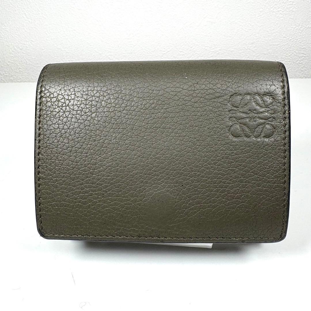 ☆人気☆LOEWE アナグラムロゴ 三つ折り コンパクト財布 カーキ レザー