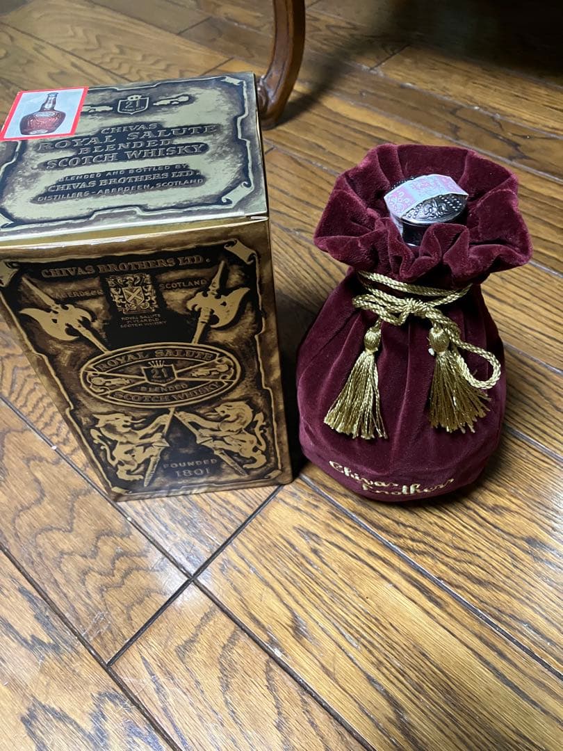  SALUTE 21YEAR OLD スコッチウイスキー赤新品　未開封