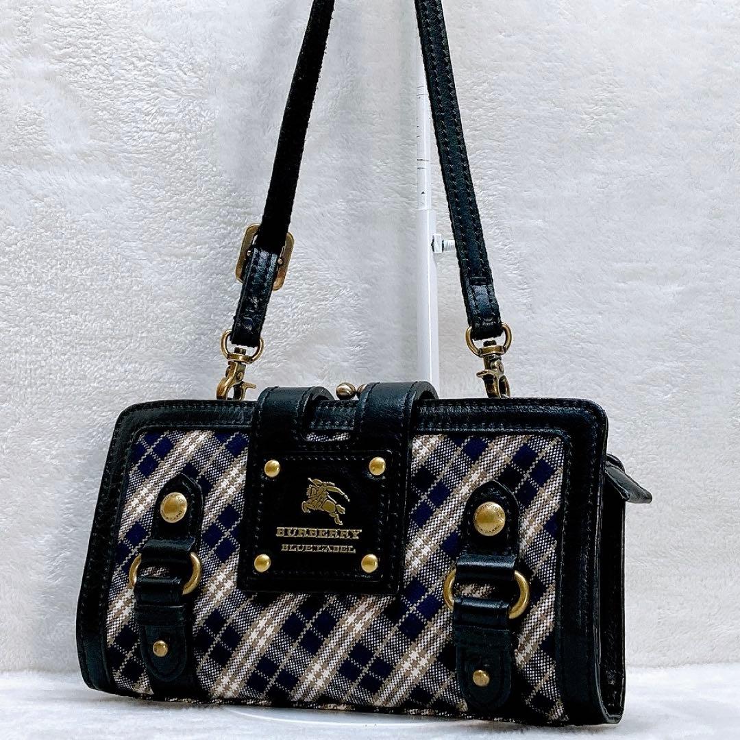 ✨美品✨バーバリーブルーレーベル ショルダーウォレット チェック ホースロゴ