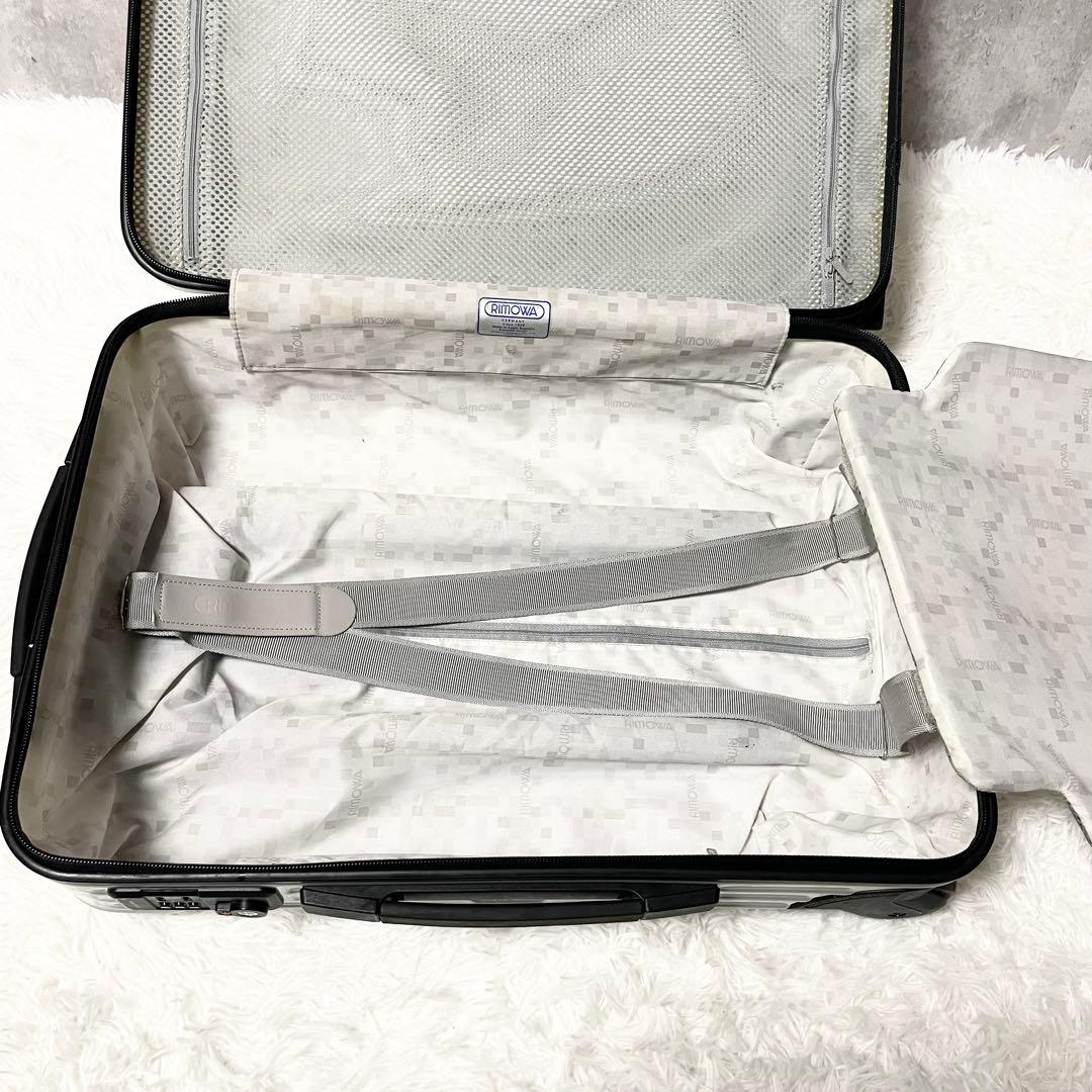 【良品】RIMOWAリモワ サルサ 32L 機内持ち込み可 2輪 ポリカ