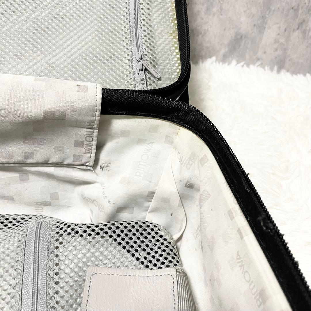 【良品】RIMOWAリモワ サルサ 32L 機内持ち込み可 2輪 ポリカ