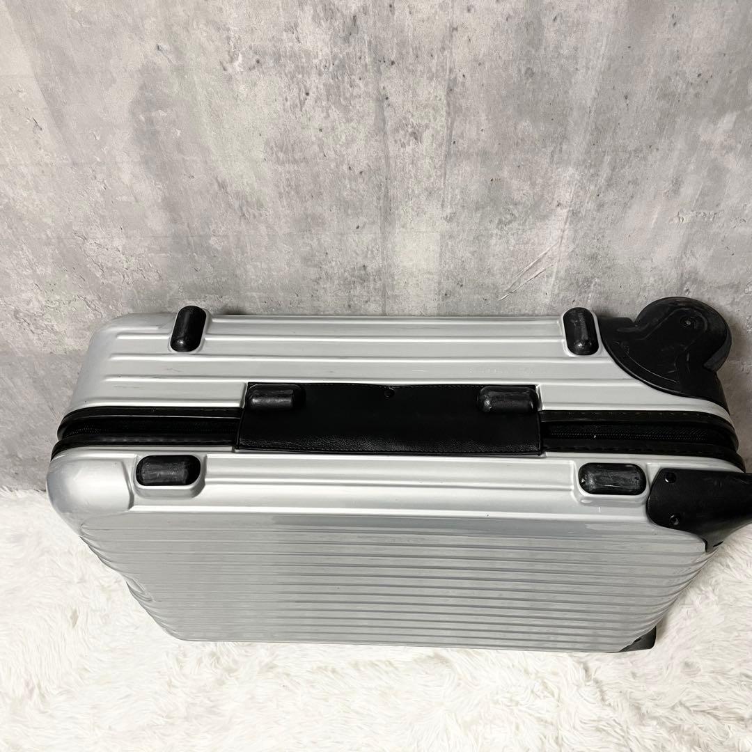 【良品】RIMOWAリモワ サルサ 32L 機内持ち込み可 2輪 ポリカ