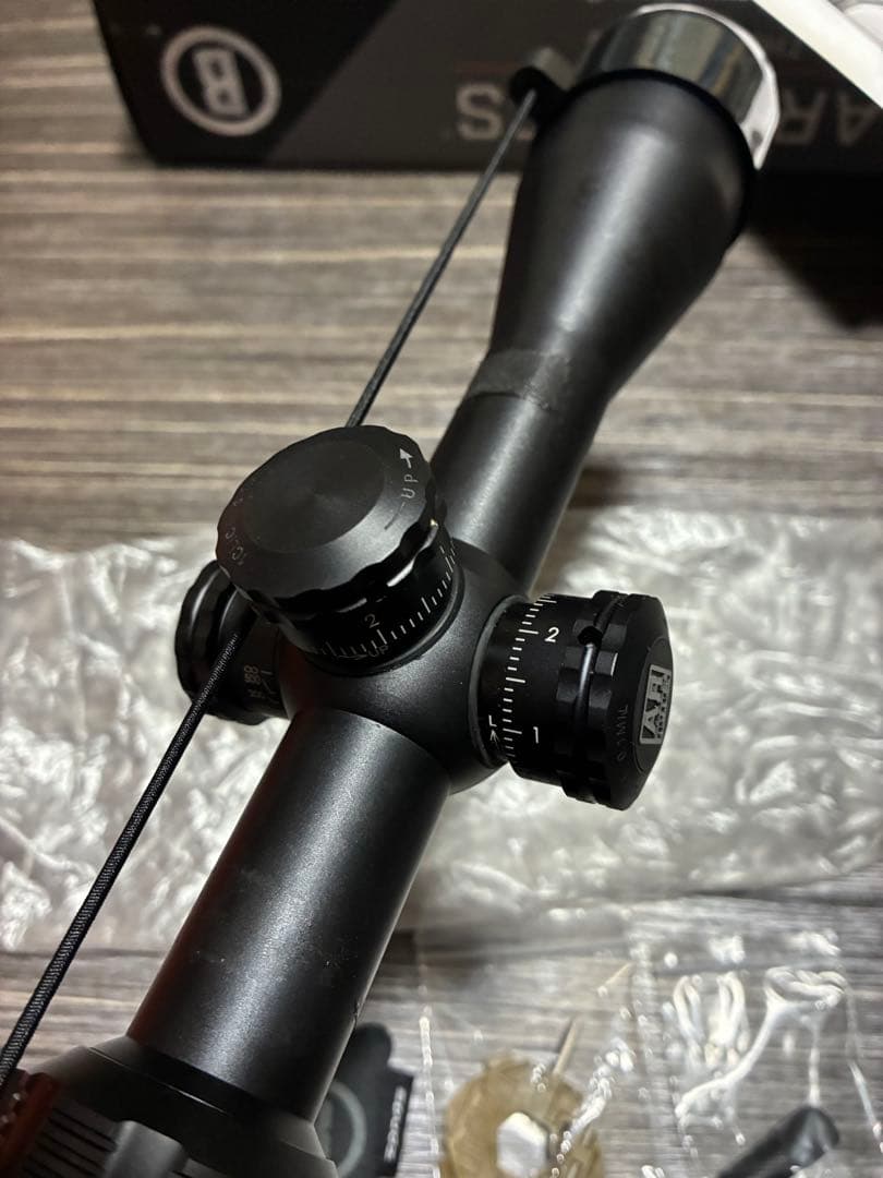 Bushnell AR OPTICS 4.5-18 x 40mm スコープ