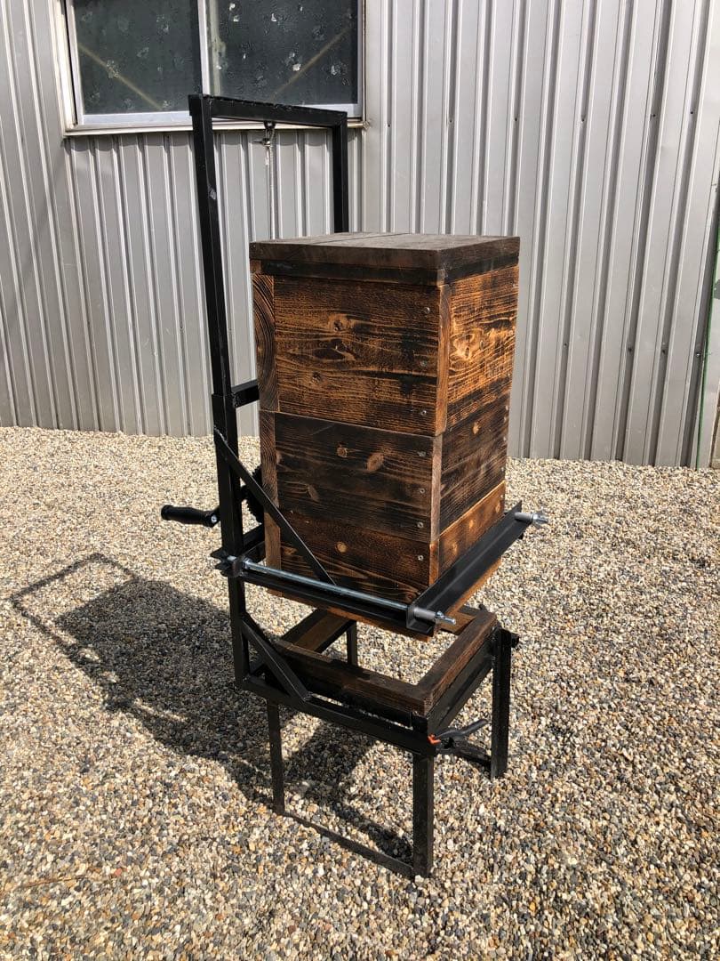 日本蜜蜂 重箱用巣箱台 持ち上げ機対応型30cm用