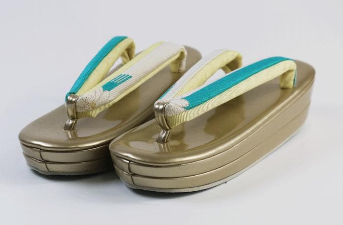 kon(๑╹ω╹๑ )kon　振袖用ゾーリバッグ　帯地　かかと高振袖　新品