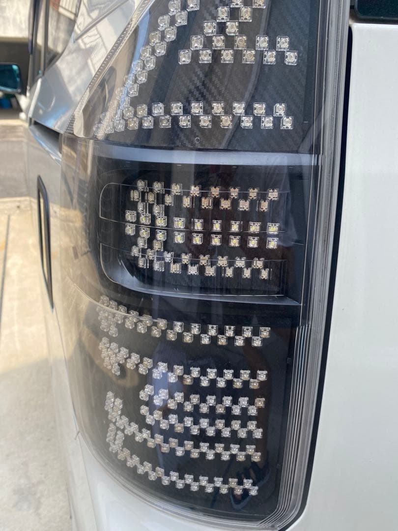 70ヴォクシー&ノア用LEDテールランプ