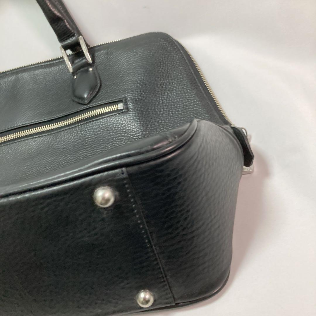 【美品】ペッレモルビダ Maiden Voyage ブガッティ ブリーフケース