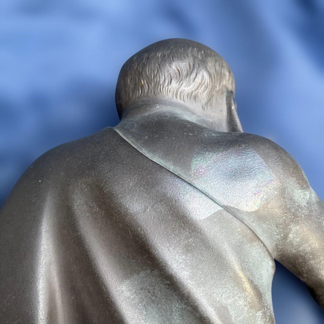 ()だるま大師の達磨像と思われます。