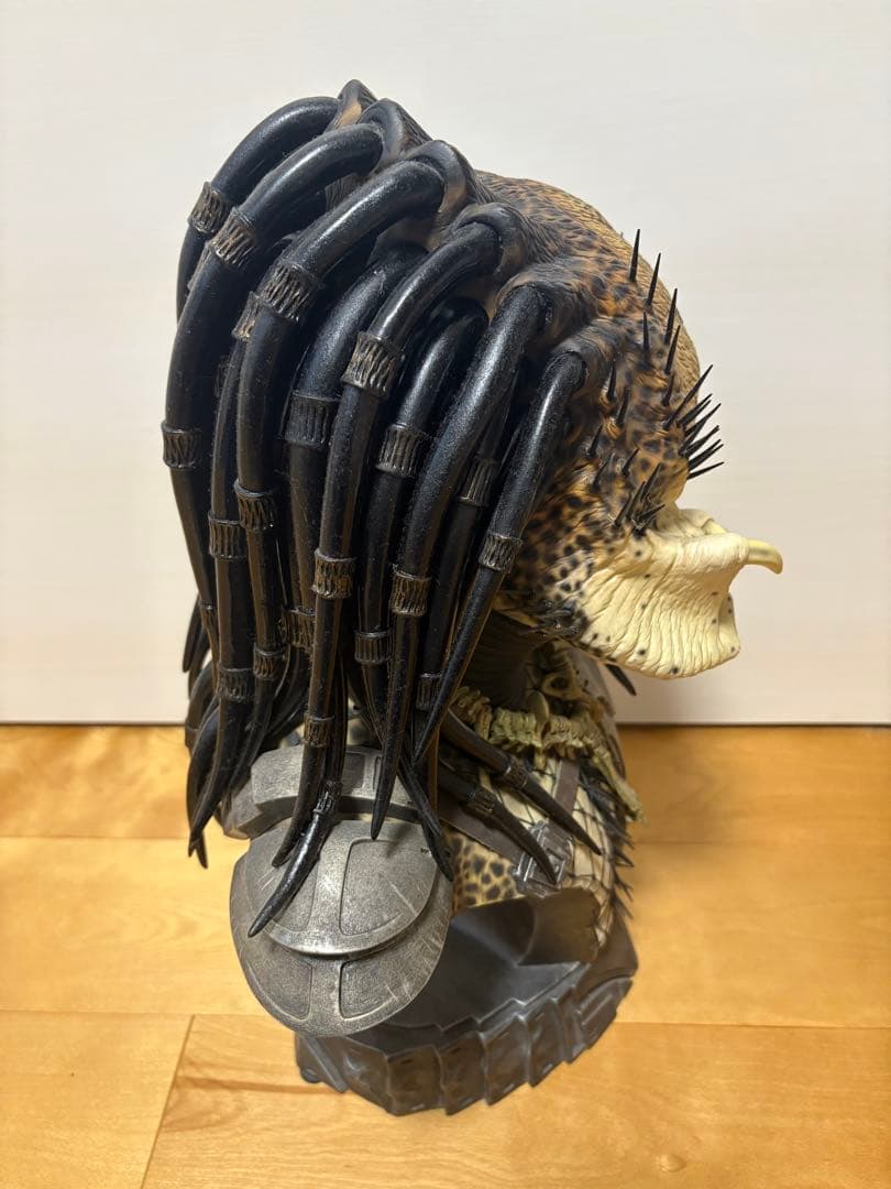 SIDESHOW レジェンダリースケールバスト　プレデター