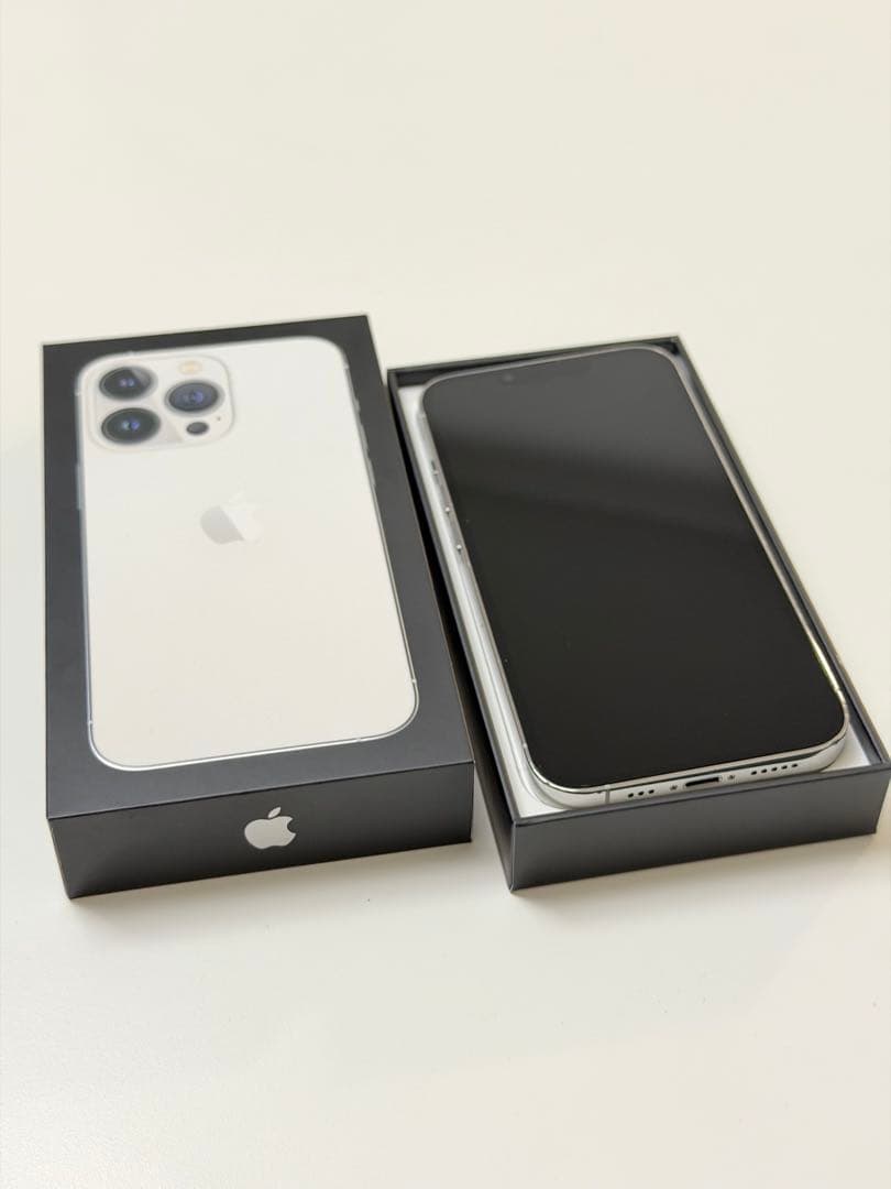 Apple iPhone 13 Pro 256G シルバー