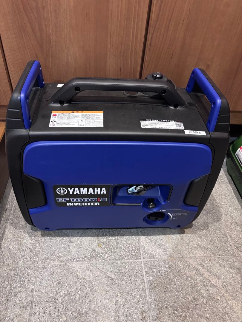＊YAMAHA ヤマハ　インバーター発電機 EF1800is＊