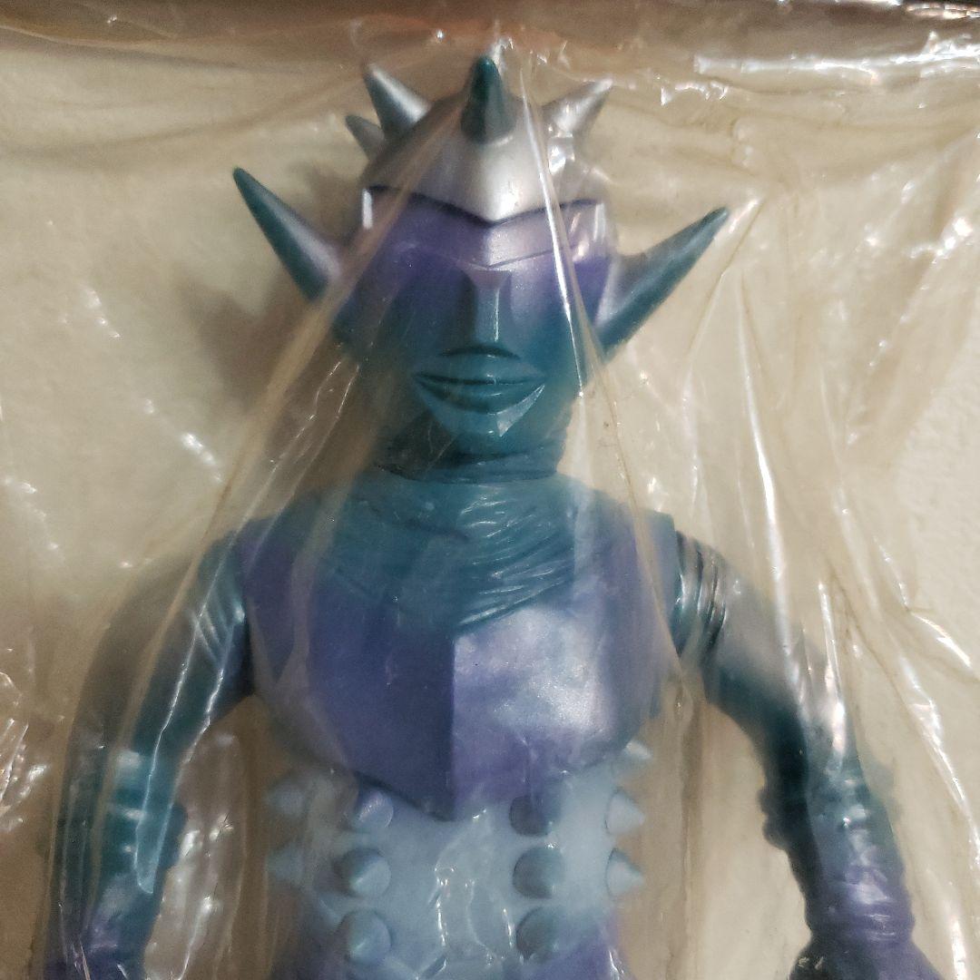 ベアモデル　ソフビ　ウルトラマン　ウリンガ　怪獣フィギュア 青紫色