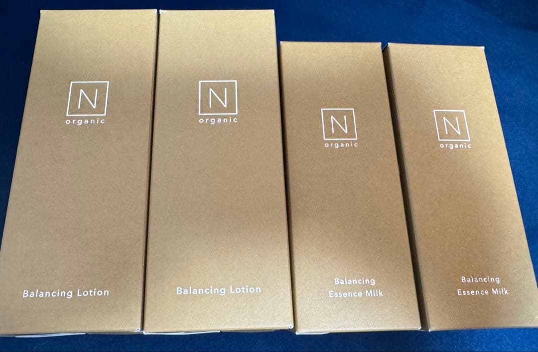 Nオーガニック　バランシング　ローション　エッセンスミルク　セット売り【新品】