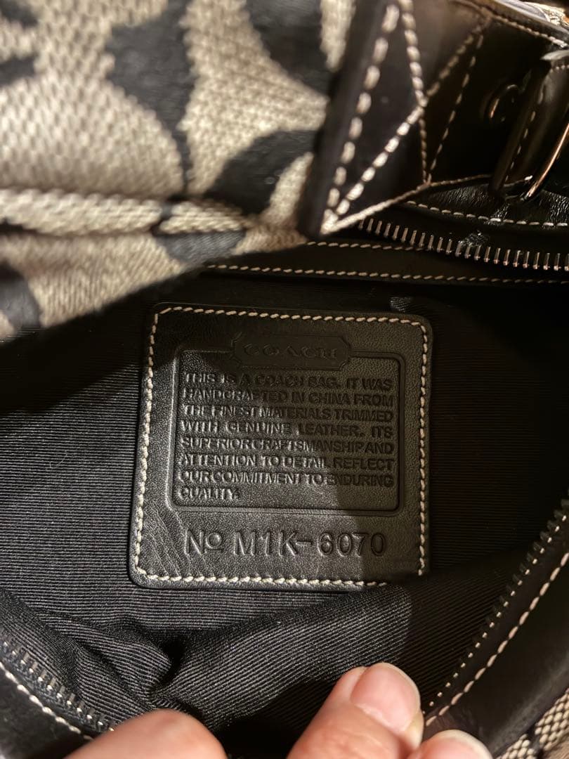 COACH ショルダーバッグ シグネチャークロワッサン 黒