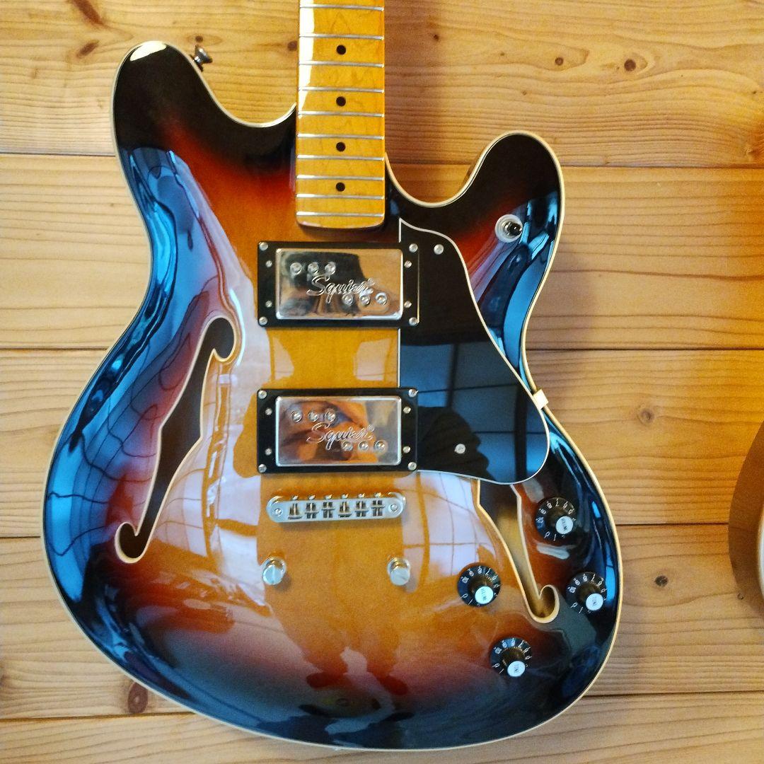 Squier ClassicVibeStarcaster サンバースト