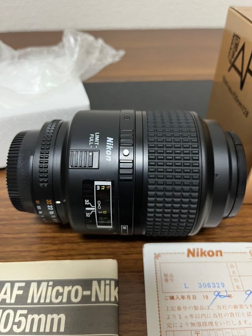 ニコン AF Micro-Nikkor 105mm f/2.8
