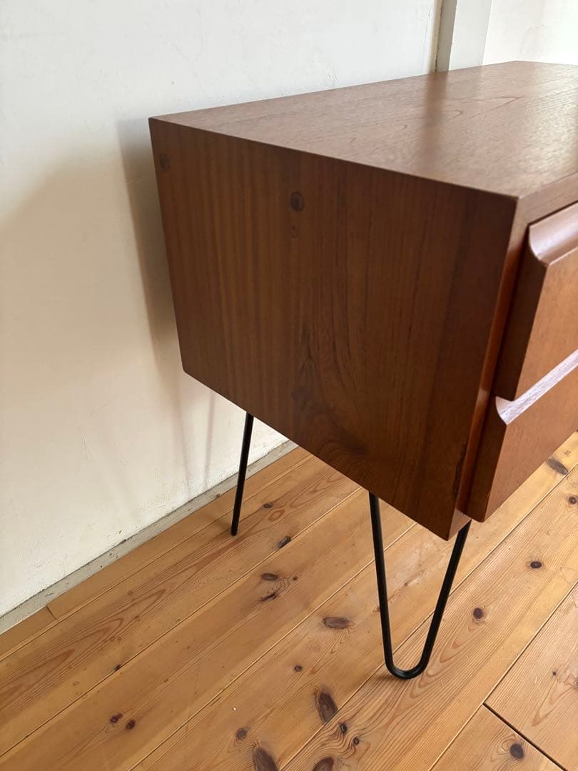 北欧ヴィンテージ　チーク　サイドボード