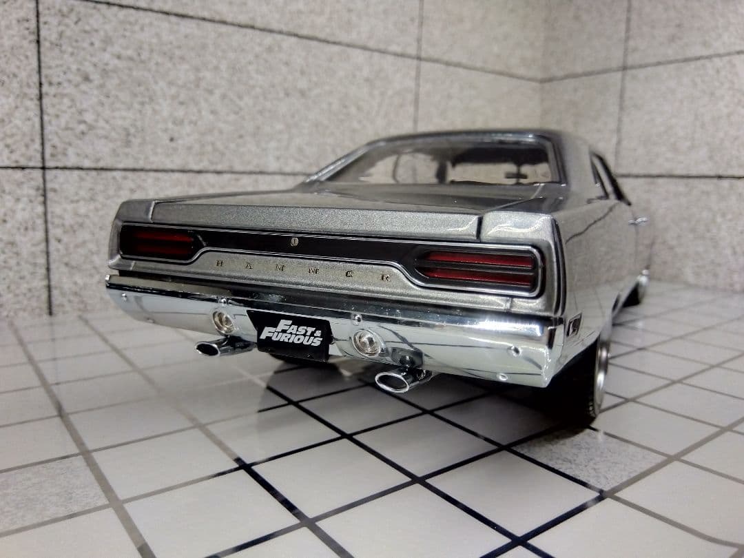 1/18 グリーンライト 1970 Plymouth Road Runner