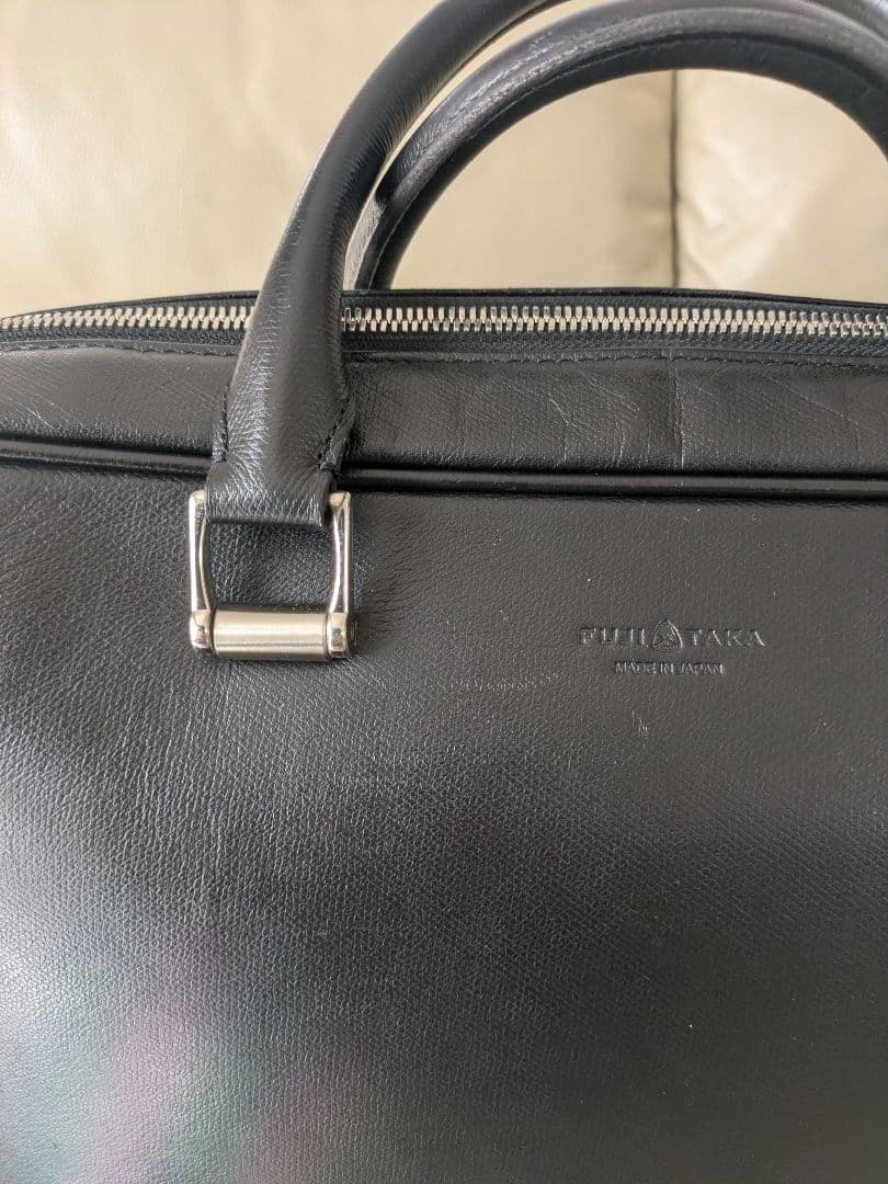 ぷち　フジタカ　FUJITAKA レザービジネスバッグ