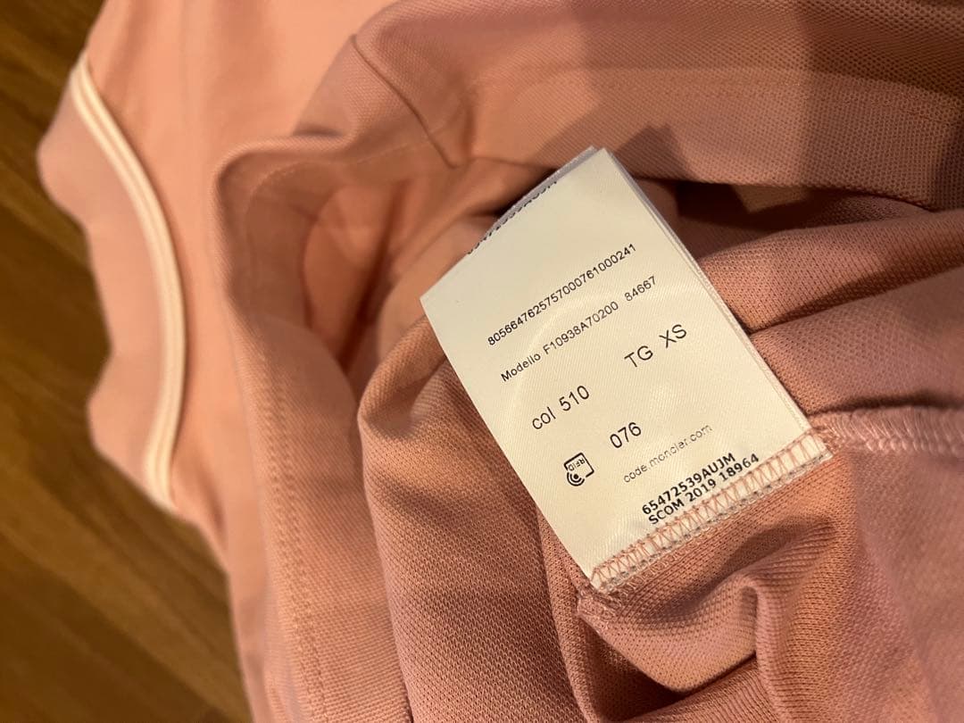 モンクレール　ピンク　ポロシャツ