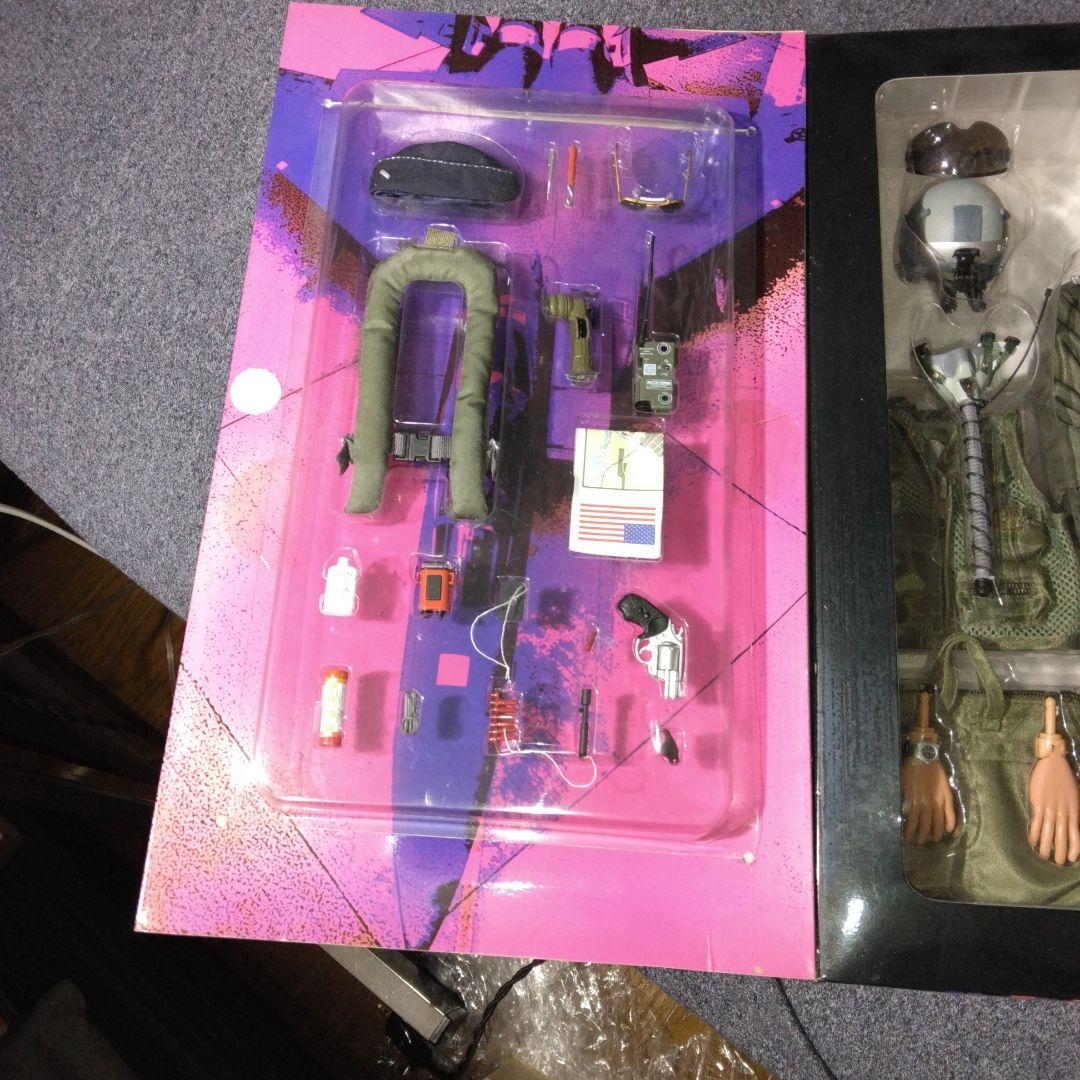 最終値下げ　リアルパイロットフィギュア 1/6スケール