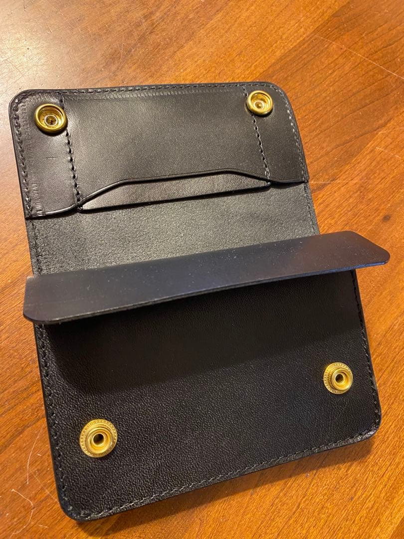 トラッカーウォレット　ミドル　三層　栃木レザー　ブラック