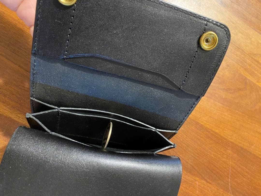 トラッカーウォレット　ミドル　三層　栃木レザー　ブラック