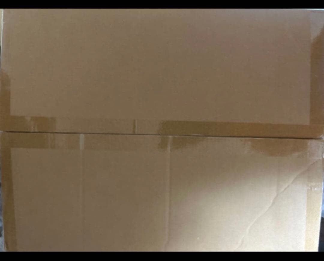 送料無料　HYTE　星街すいせいコラボ　PCケース　キーキャップ　マウスパッド