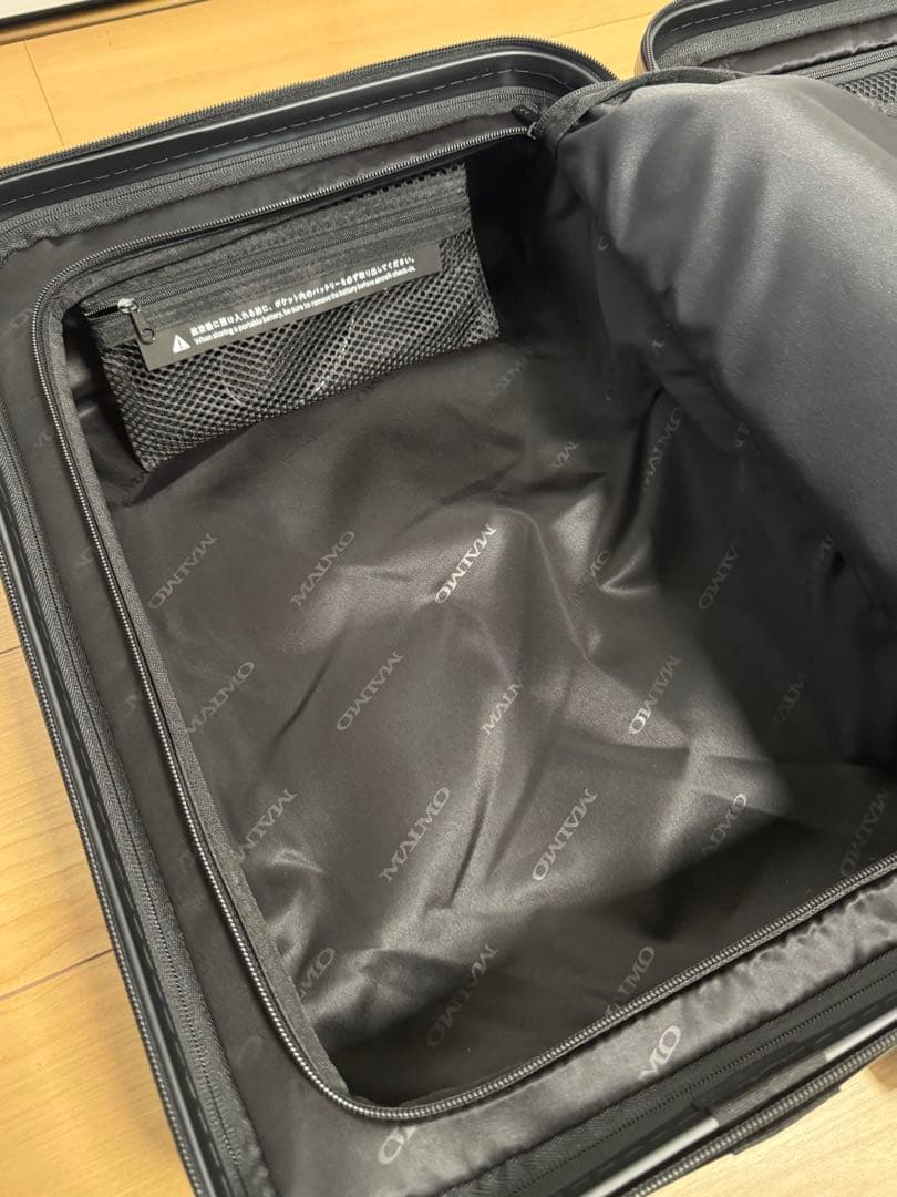 【新品】スーツケース Sサイズ 機内持ち込み　黒（ブラック）