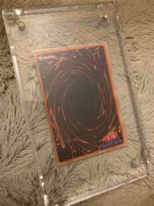 No.129遊戯王良品エラー裏面枠ズレ大初期トライホーンドラゴンウルトラレア