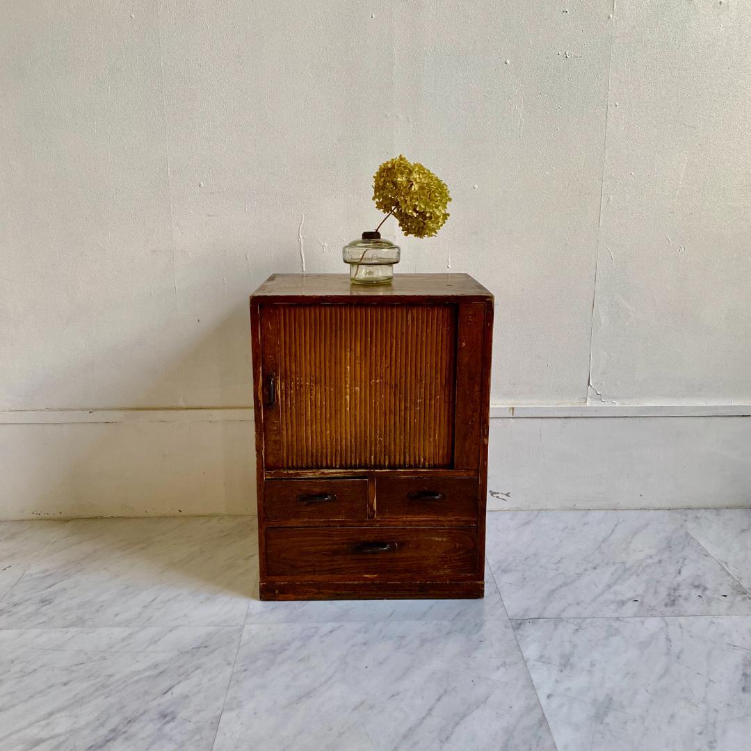 希少 アンティーク 蛇腹扉の小振りの棚 小引き出し 古道具