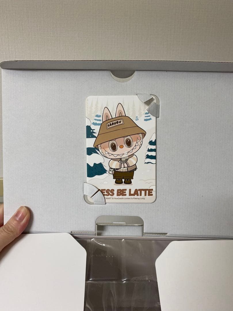 POPMART Labubu ぬいぐるみDRESS BE LATT