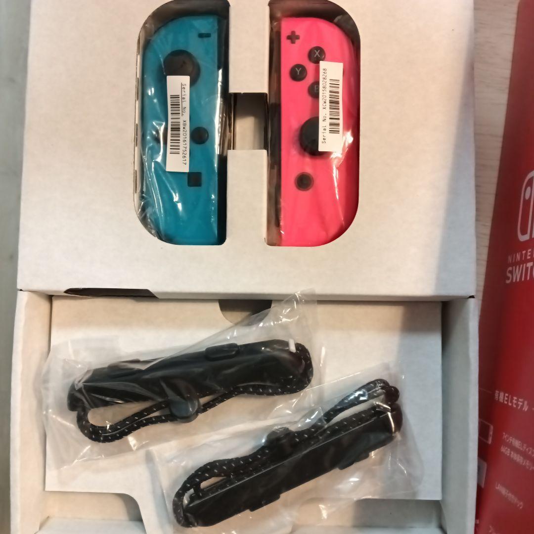 Nintendo Switch 本体 ピンクとグリーンジョイコン