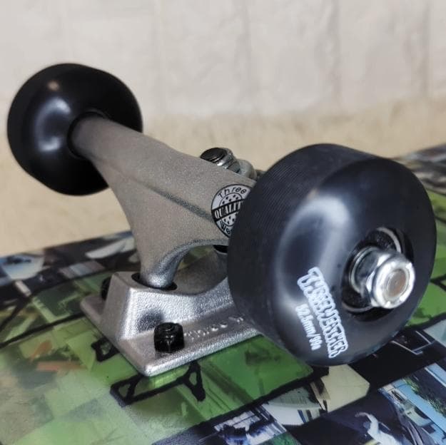 【極美品】GIRL YEAH RIGHT コンプリート スケートボード