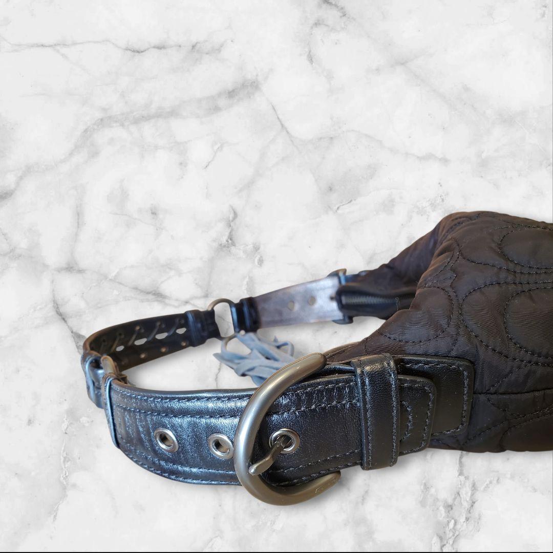 COACH キルティング ブラックショルダーバッグ