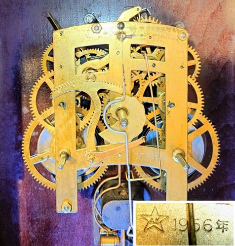 〈完動・美品〉栄計舎　黒漆塗りスリゲル宮型ゼンマイ振り子時計