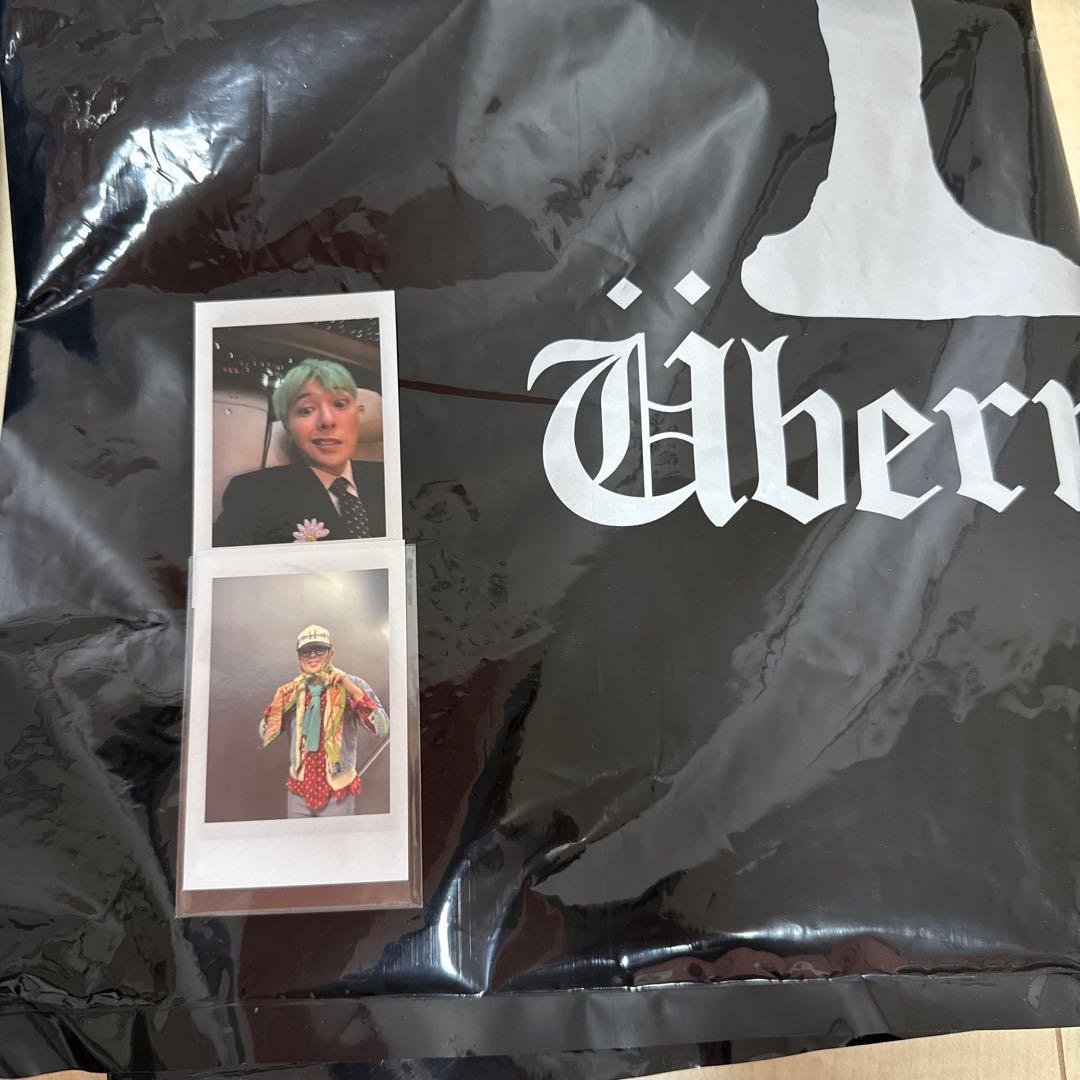 レシート付　G-DRAGON ジヨン フーディー ブルー 未使用　本物　トレカ付