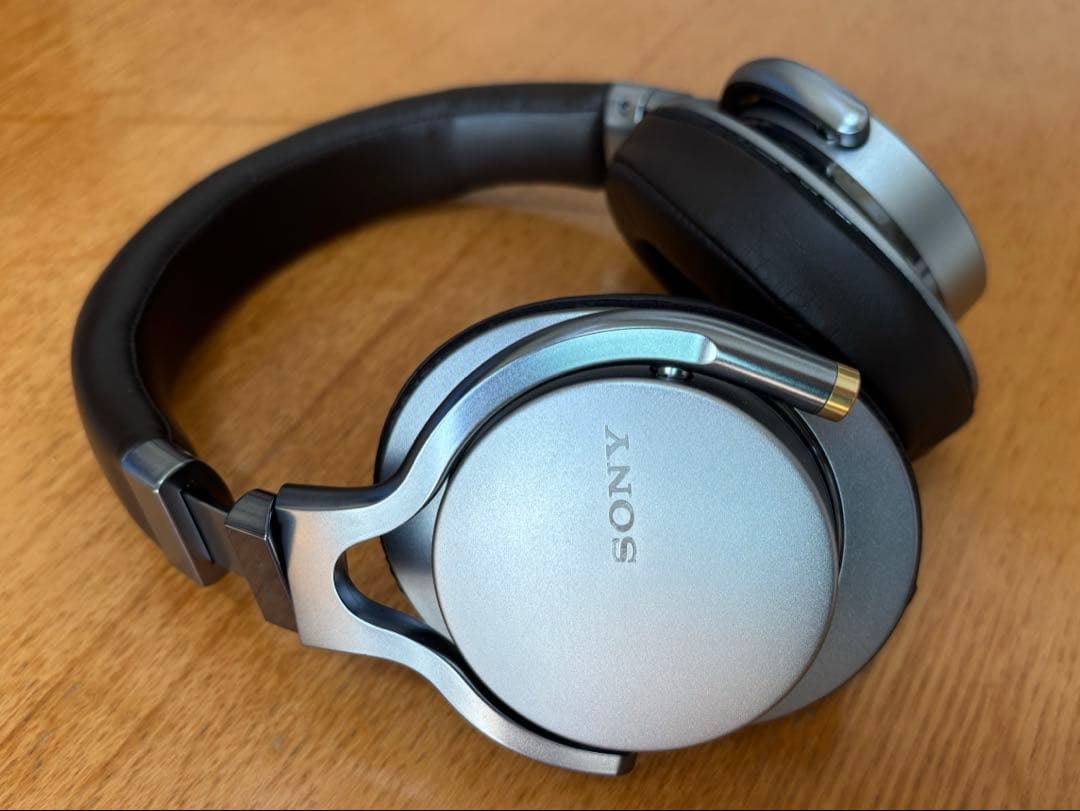SONY 有線ヘッドホン MDR-1A
