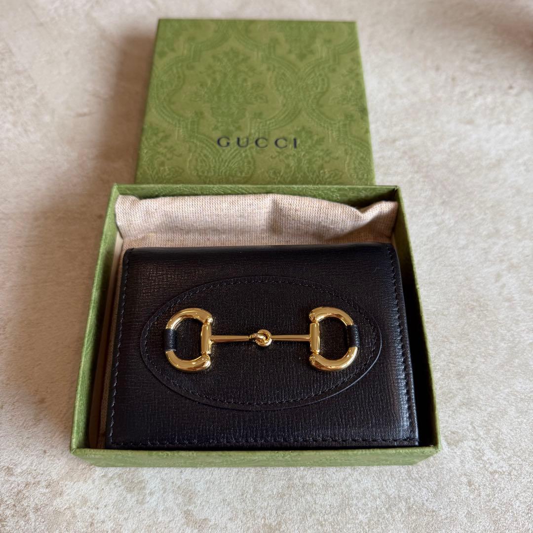 GUCCI グッチ マーモント 二つ折り財布