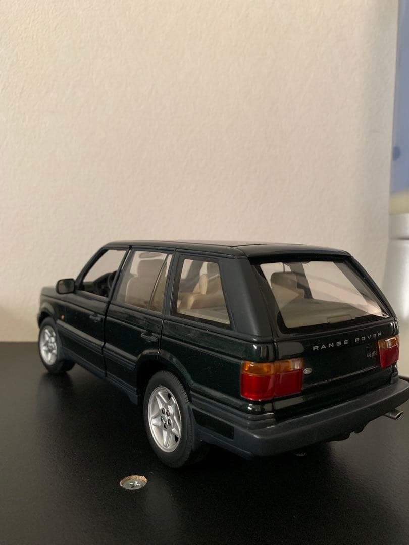 1/18 レンジローバー　4.6HSE