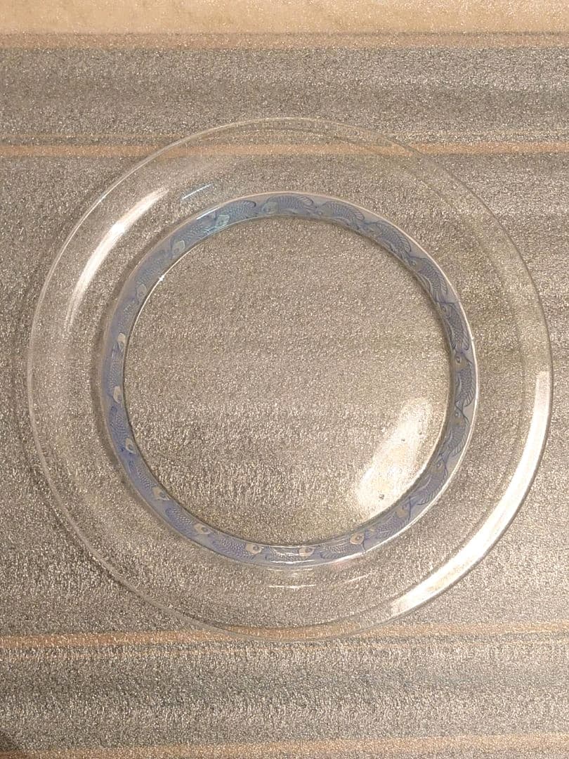 ルネ、ラリックのお皿