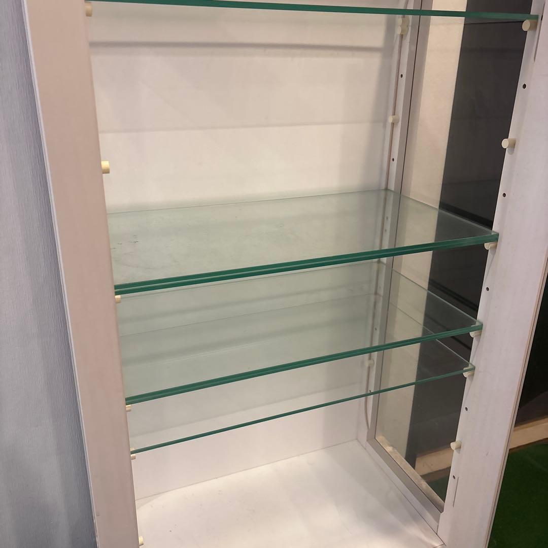 ホワイト ガラスケース 6段棚 引き戸