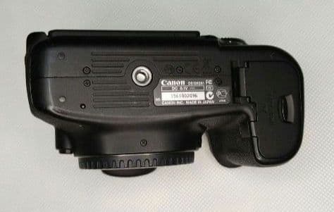 【匿名配送】Canon EOS60D ボディ★美品★ショット数僅少