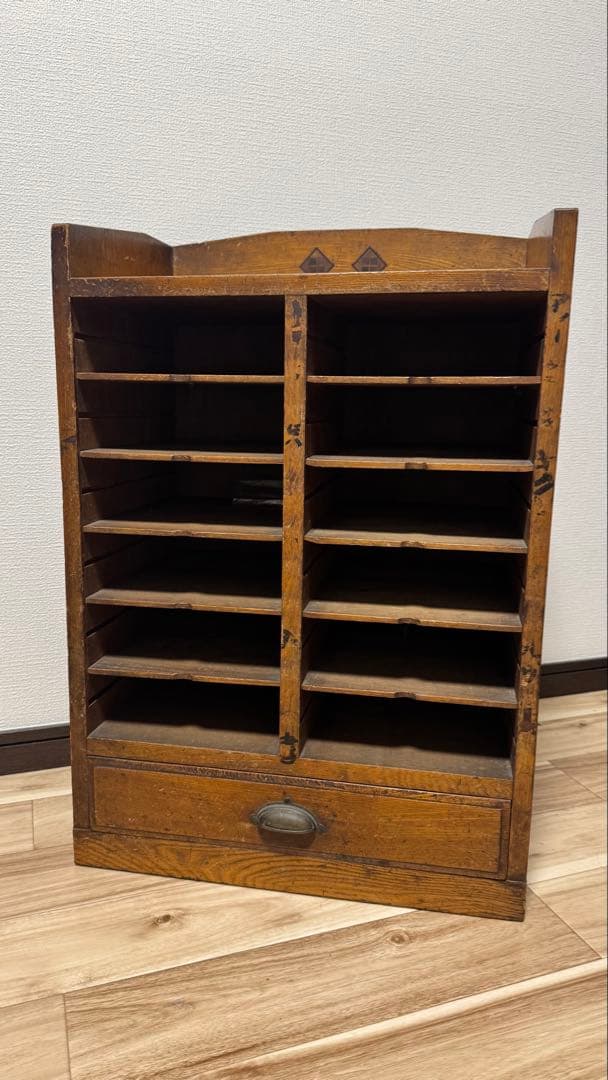 カルテ棚　木製収納棚 引き出し付き