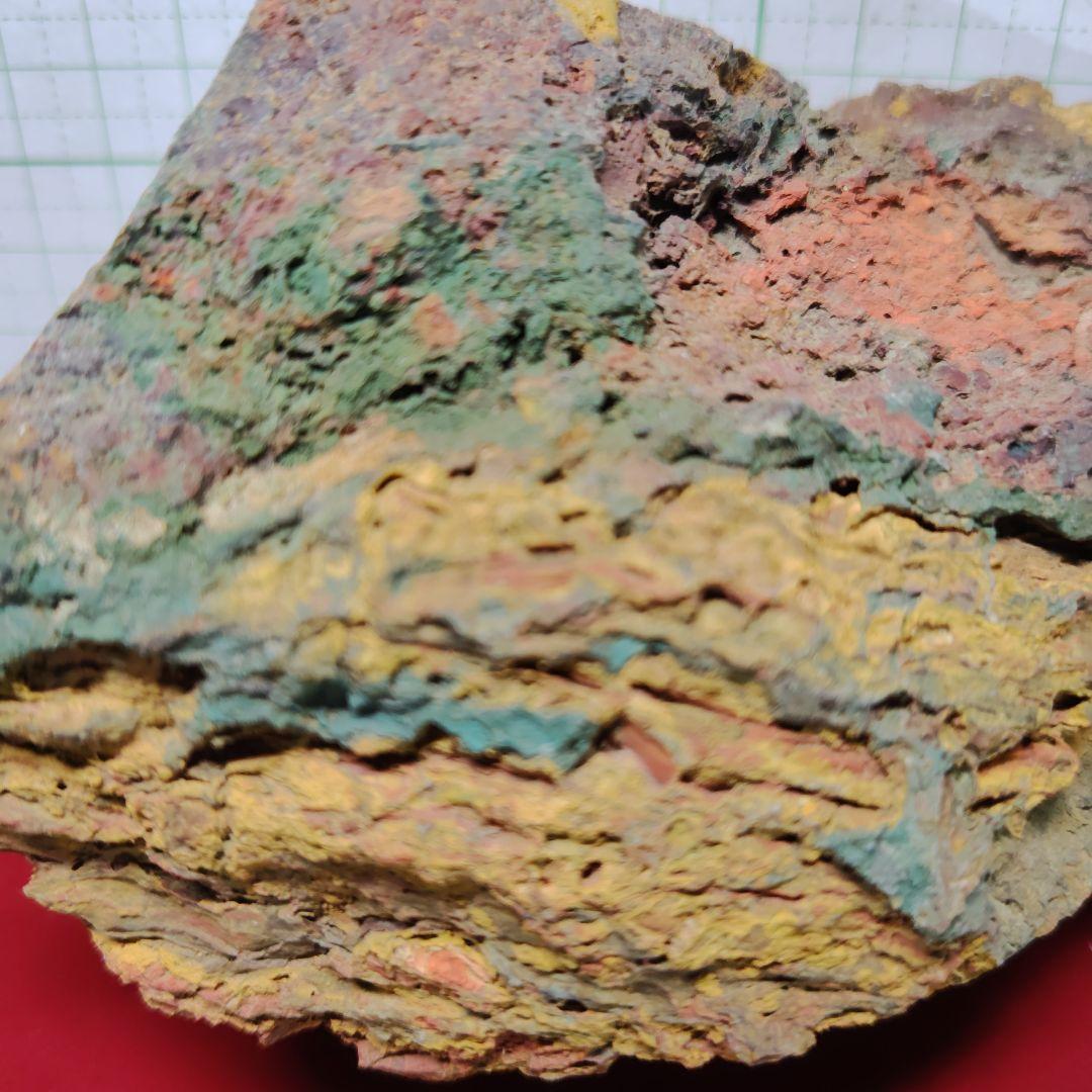 多彩な色の自然石（津軽錦石）原石、管理Ｎｏ．71238